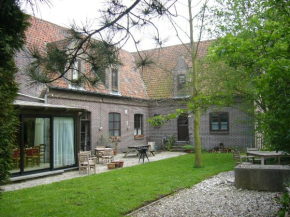  Hotel Troopeird  Кортрейк
